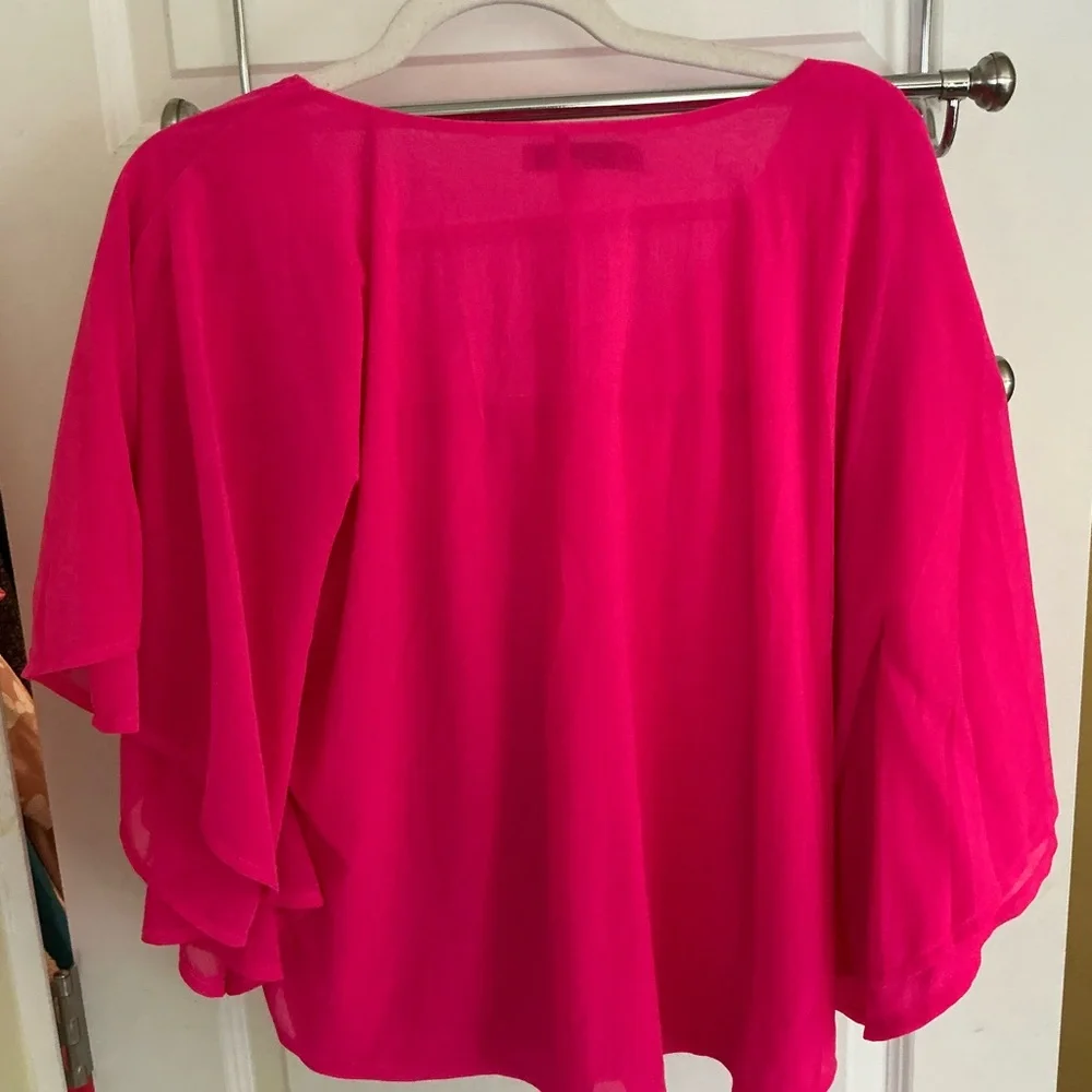 Jennifer Lopez Women's Pink Top - Picture 2 of 4